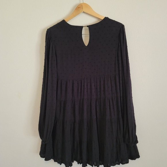 Elegant Black Women's Dress - Picture 9 of 11